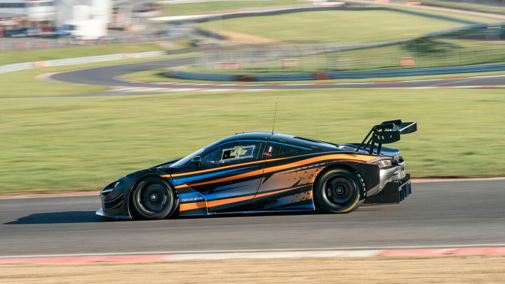 McLaren 720S GT3 EVO